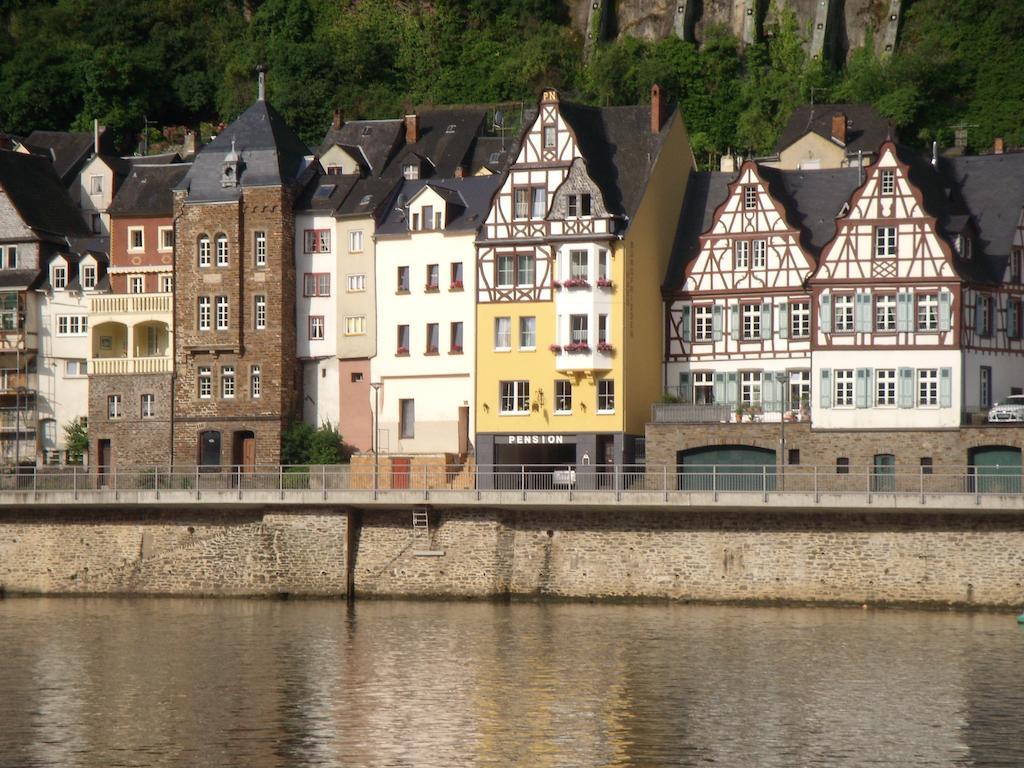 Haus Burgfrieden Cochem Otel Dış mekan fotoğraf
